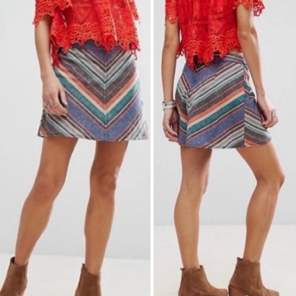 Free People Yours Truly Vintage Red Chevron Stripe Western Linen Mini Skirt 0 XS - Picture 11 of 14